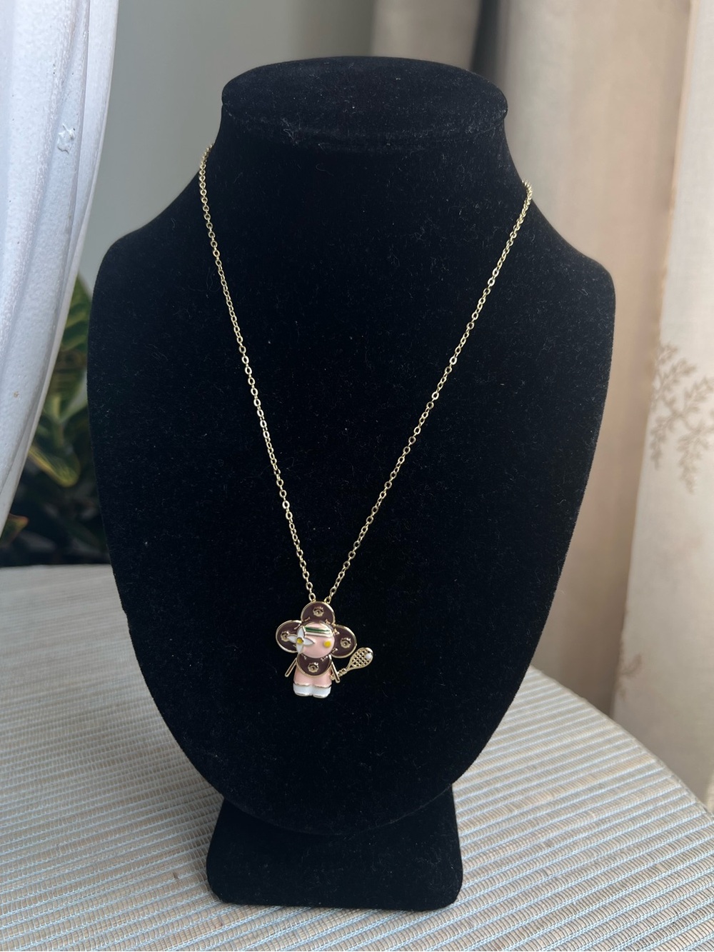Pink, brown and white tennis player floral  Pendant  gold Necklace